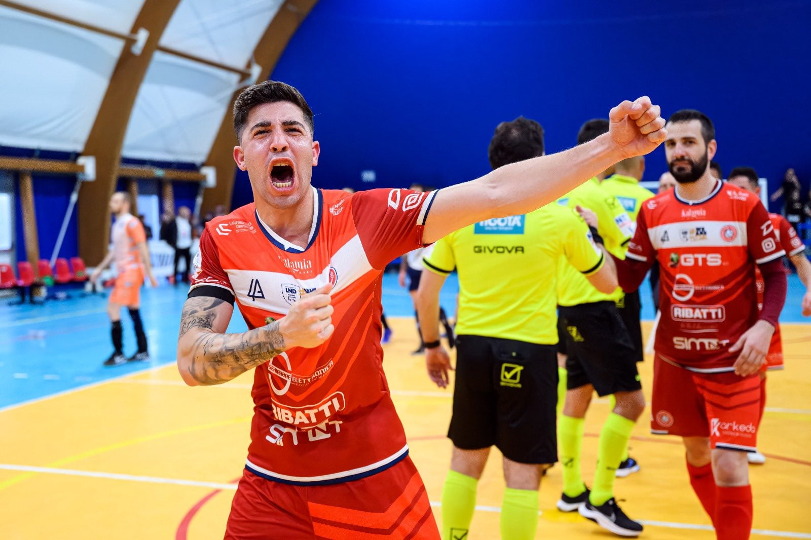 Bulldog Capurso — Foto 15